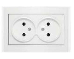 Розетка 2-м СП Бриллиант 16А IP20 без заземл. защ. шторки бел. UNIVersal 7947526 оптом купить цена