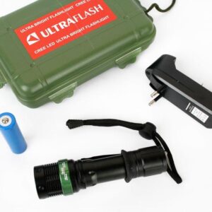 Фонарь аккумуляторный E142 CREE 3Вт фокус 3 режима 220В пластик. черн. (бокс) Ultraflash 12187 оптом купить цена