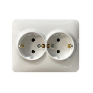 Розетка 2-м Karina Life с заземл. ПБТ бел. LEZARD 708-0200-127B оптом купить цена