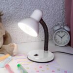 Настольный светильник ЭРА N-211-E27-40W-W белый купить оптом недорого