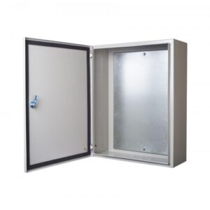 Корпус навесной ЩРНМ-3 650х500х220 IP54 с монтаж. панелью метал. DEKraft 30603DEK оптом купить цена