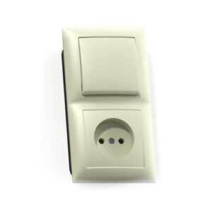 Блок СП БКВР-408 Селена (1-кл. выкл. + розетка) сл. кость Кунцево 8170 оптом купить цена