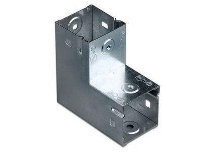 Угол для лотка вертикальный неперфорир. вверх 90град. 50х50 DKC 39001 купить оптом выгодно Угол для лотка вертикальный неперфорир. вверх 90град. 50х50 DKC 39001 оптом купить цена