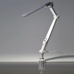 Настольный светильник ЭРА NLED-496-12W-W светодиодный на струбцине белый купить оптом недорого