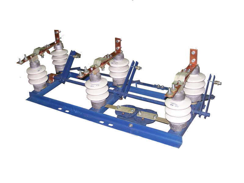 Разъединитель РЛНД-1-10-630 УХЛ1 с прив. ПРНЗ-10 Электрофарфор ЦБ-00004166 купить оптом выгодно Разъединитель РЛНД-1-10-630 УХЛ1 с прив. ПРНЗ-10 Электрофарфор ЦБ-00004166 оптом купить цена