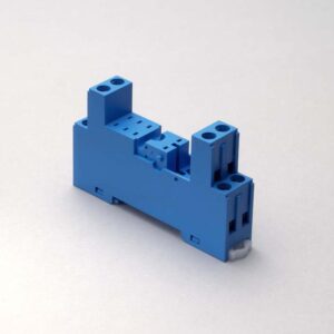 Розетка с винт. клеммами (с зажимной клетью) для реле 40.51 40.52 40.61 40.62 модули 99.80 в комплекте метал. клипса 095.71 син. FINDER 95853SMA оптом купить цена