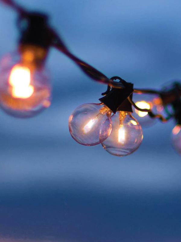 Гирлянда светодиодная 5м+2м шаг 50см 10LED тепл. бел. 220В уличная водонепроницаемая КОСМОС KOC_10lampsW_IP купить оптом выгодно Гирлянда светодиодная 5м+2м шаг 50см 10LED тепл. бел. 220В уличная водонепроницаемая КОСМОС KOC_10lampsW_IP оптом купить цена