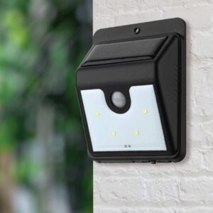 Светильник светодиодный 4SMD уличный на солнечн. батарее с датчиком движения 3м аккум. 3.7В 800мА.ч 18650 литиевый саморезы для крепления (в компл.) КОСМОС KOC_SOL106 оптом купить цена