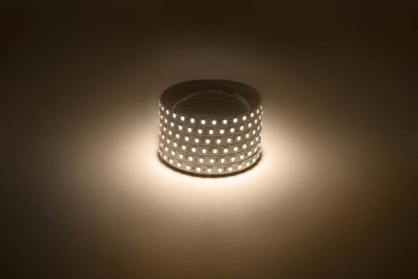 Светодиодная лента ЭРА LS2835 -120LED-IP20-WW купить оптом недорого