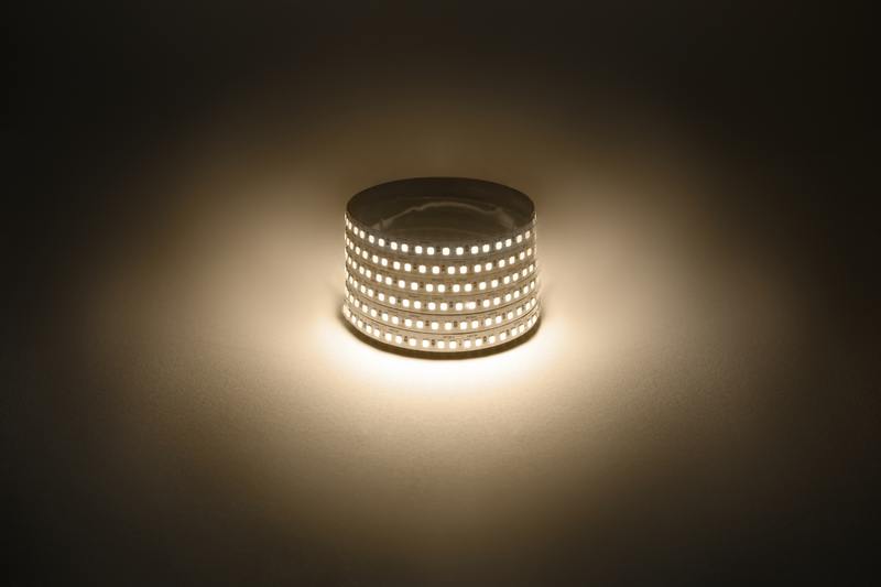 Светодиодная лента ЭРА LS2835 -14 Светодиодная лента ЭРА LS2835 -14