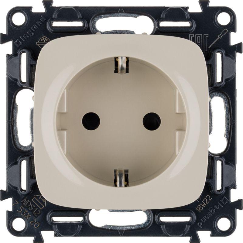 Розетка 1-м СП Valena Allure 16А IP20 250В 2P+E защ. шторки безвинтов. клеммы с лицев. панелью механизм сл. кость Leg 753820 купить оптом выгодно Розетка 1-м СП Valena Allure 16А IP20 250В 2P+E защ. шторки безвинтов. клеммы с лицев. панелью механизм сл. кость Leg 753820 оптом купить цена