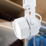 Трековый светильник однофазный ЭРА TR9-GU10 WH под лампу MR16 белый купить оптом недорого