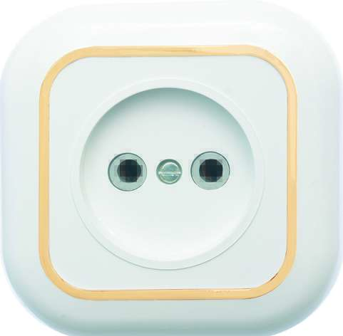 Розетка 1-м СП Валентина РС10-153 10А IP20 бел./зол. Кунцево 7652 купить оптом выгодно Розетка 1-м СП Валентина РС10-153 10А IP20 бел./зол. Кунцево 7652 оптом купить цена