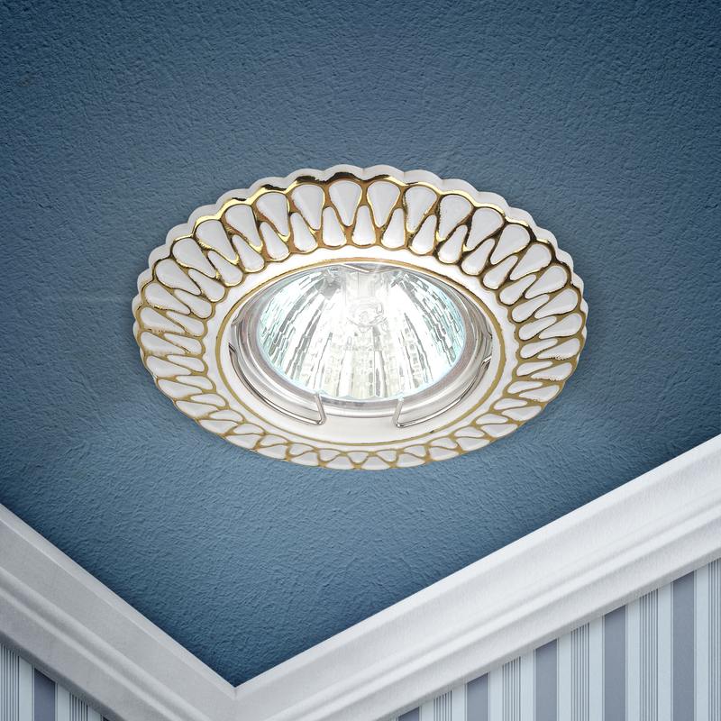 ST4 GD/WH Светильник ЭРА штампованный MR16 ST4 GD/WH Светильник ЭРА штампованный MR16