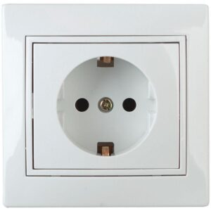 Розетка 1-м СП Plano 1-202-01 16А IP20 250В 2P+E Schuko бел. Intro Б0053874 оптом купить цена