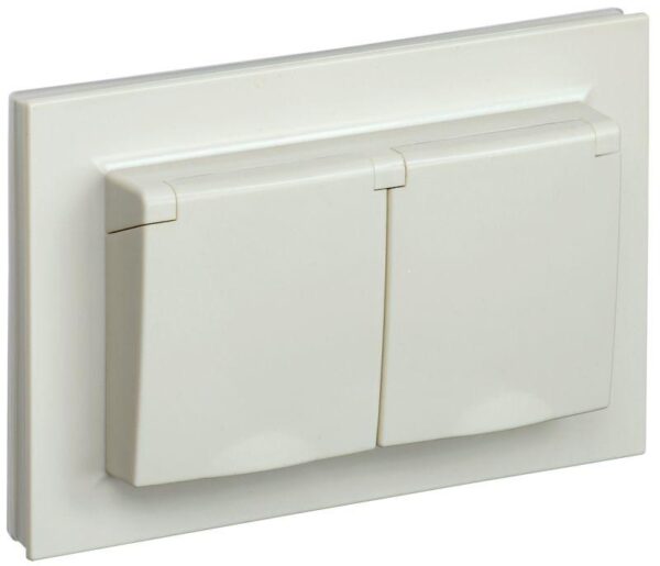 Розетка 2-м СП BRITE РСбш12-3-44-БрКр 16А в сборе IP44 с крышкой беж. IEK BR-R26-16-44-K10-F оптом купить цена