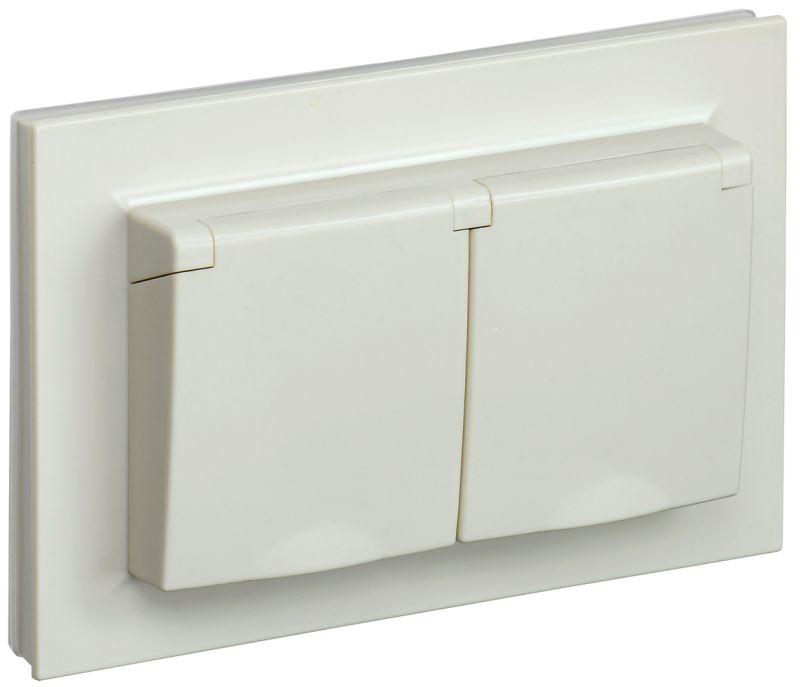 Розетка 2-м СП BRITE РСбш12-3-44-БрКр 16А в сборе IP44 с крышкой беж. IEK BR-R26-16-44-K10-F купить оптом выгодно Розетка 2-м СП BRITE РСбш12-3-44-БрКр 16А в сборе IP44 с крышкой беж. IEK BR-R26-16-44-K10-F оптом купить цена