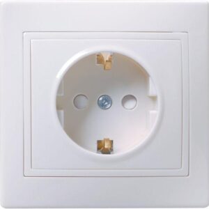 Розетка 1-м СП Кварта РСш10-3-КБ 16А IP20 с заземл. защ. шторки бел. IEK ERK11-K01-16-DM оптом купить цена