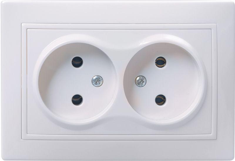 Розетка 2-м СП Кварта 10А IP20 без заземл. без защ. шторок бел. IEK ERK23-K01-10-DM купить оптом выгодно Розетка 2-м СП Кварта 10А IP20 без заземл. без защ. шторок бел. IEK ERK23-K01-10-DM оптом купить цена