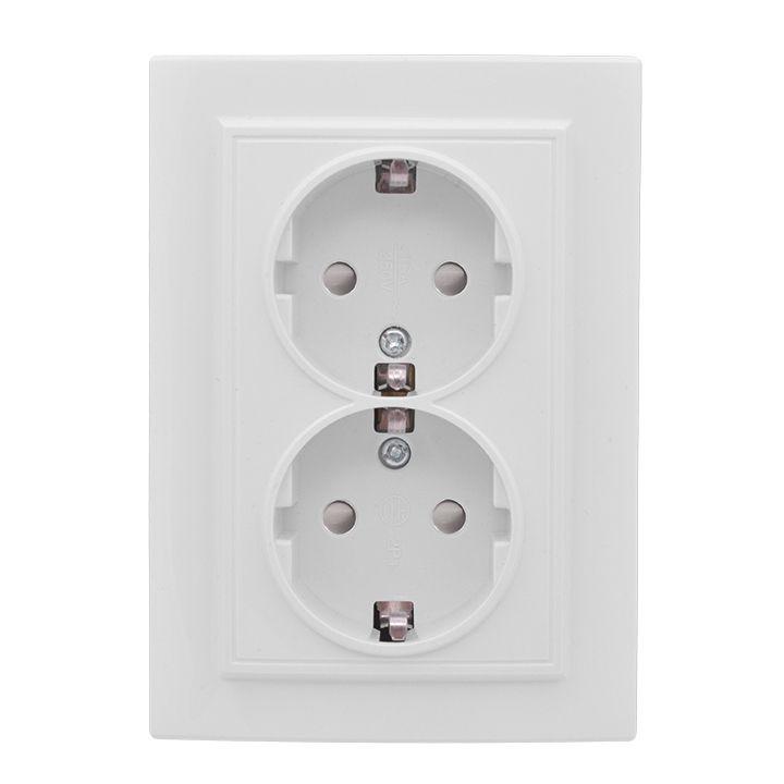 Розетка 2-м СП Минск 16А IP20 с заземл. защ. шторки бел. Basic EKF ERR16-128-100 купить оптом выгодно Розетка 2-м СП Минск 16А IP20 с заземл. защ. шторки бел. Basic EKF ERR16-128-100 оптом купить цена