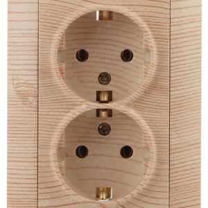 Розетка Intro Solo 4-205-11 с заземлением двойная 2X2P+E Schuko