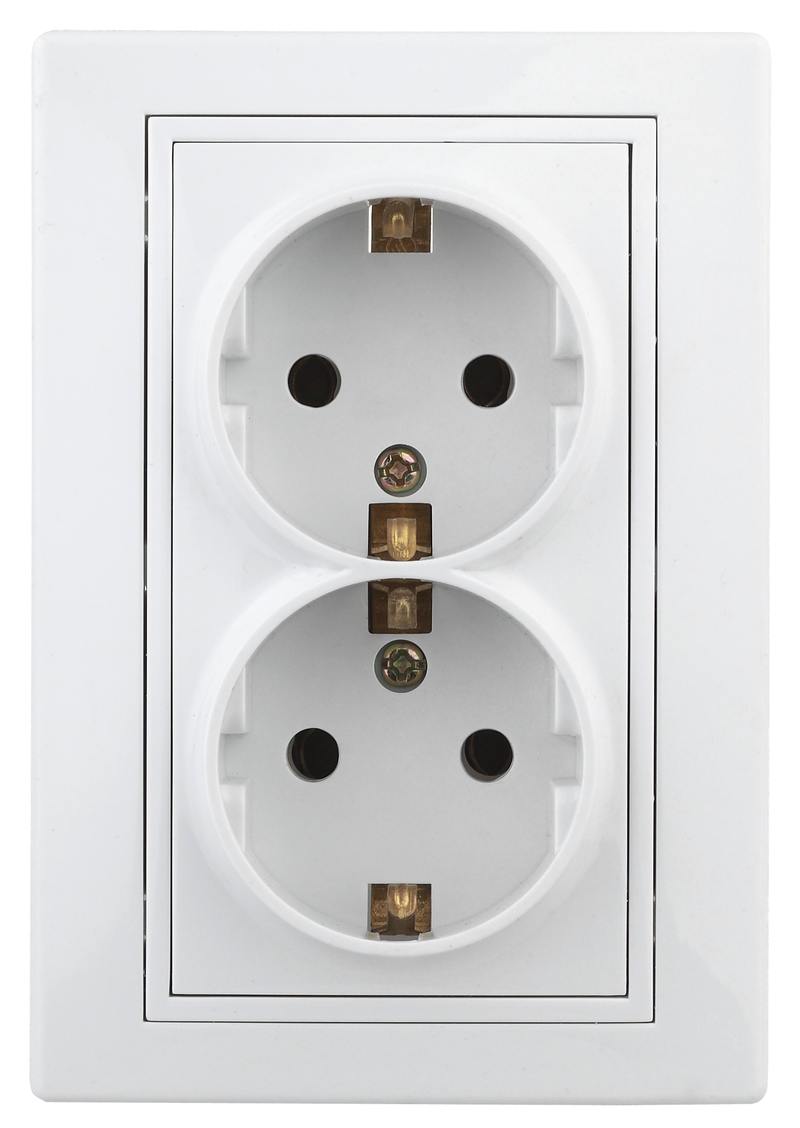 Розетка Intro Plano 1Э-208-01 с заземлением двойная 2X2P+E Schuko со шторками Розетка Intro Plano 1Э-208-01 с заземлением двойная 2X2P+E Schuko со шторками