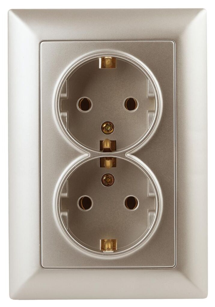 Розетка Intro Solo 4-205-04 с заземлением двойная 2X2P+E Schuko Розетка Intro Solo 4-205-04 с заземлением двойная 2X2P+E Schuko