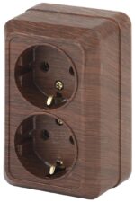 Розетка Intro Quadro 2-204-10 с заземлением двойная 2х2P+E Schuko