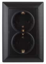 Розетка Intro Solo 4-205-05 с заземлением двойная 2X2P+E Schuko
