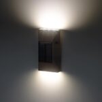 Светильник уличный ЭРА ERAFS012-07 на солнечной батарее настенный ЭРА 6 LED 13*7*3 см купить оптом недорого