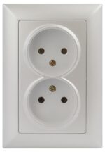 Розетка Intro Solo 4-204-06 без заземления двойная 2х2P
