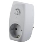 Сетевой фильтр ЭРА SF-1e-W с максимальной защитой с заземлением 1 розетка 16 А белый купить оптом недорого