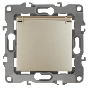 12-2103-04 ЭРА Розетка 2P+E Schuko со шторками с крышкой