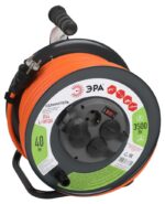Удлинитель силовой ЭРА RMx-4es-3x2.5-40m-IP44 на металлической катушке с заземлением с выключателем 4 розетки 40м ПВС купить оптом недорого