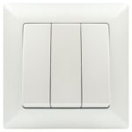 Выключатель Intro Solo 4-106-06 трехклавишный 10А-250В