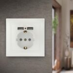 16А-250В + 2хUSB 5В-2