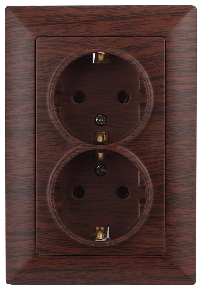 Розетка Intro Solo 4-205-10 с заземлением двойная 2X2P+E Schuko Розетка Intro Solo 4-205-10 с заземлением двойная 2X2P+E Schuko