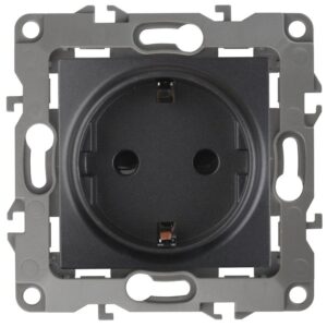 12-2102-05 ЭРА Розетка 2P+E Schuko со шторками